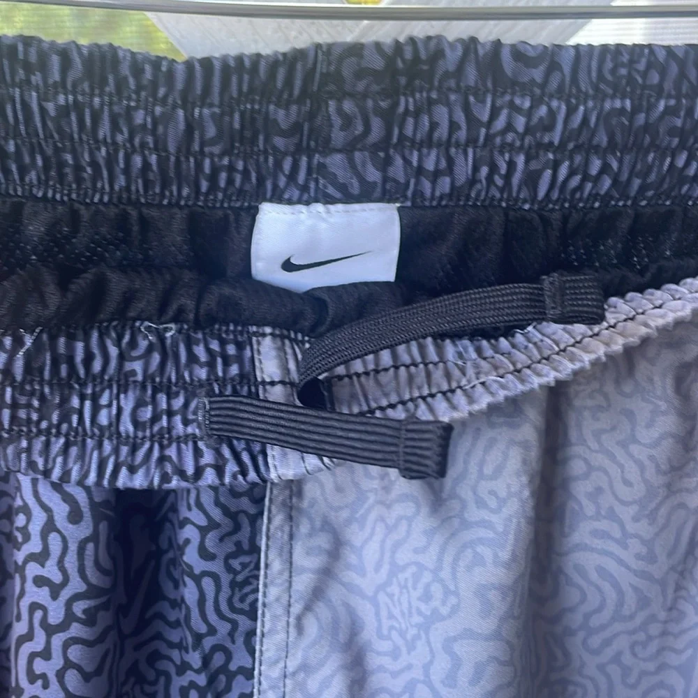 Nike Color Block 7
